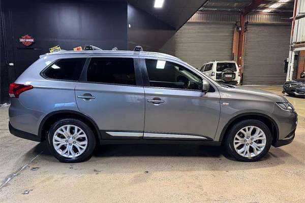 2019 Mitsubishi Outlander ES ZL