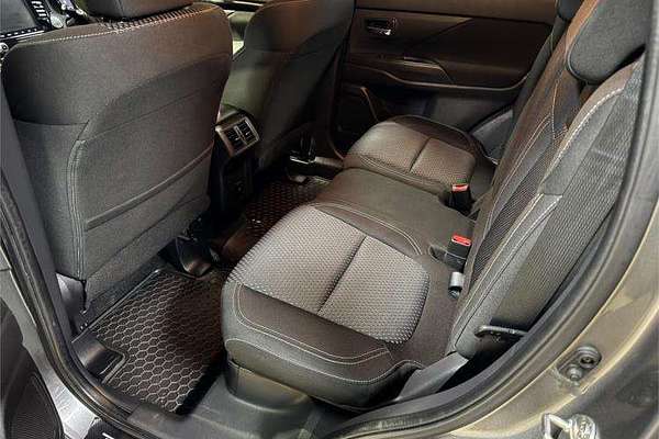 2019 Mitsubishi Outlander ES ZL