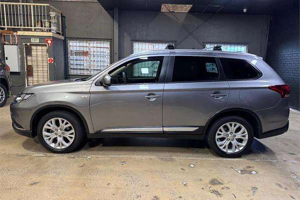 2019 Mitsubishi Outlander ES ZL