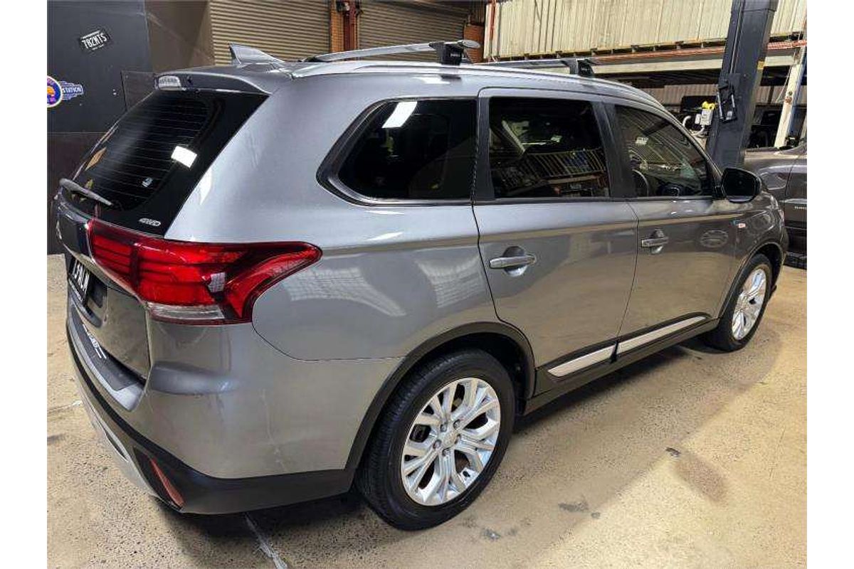 2019 Mitsubishi Outlander ES ZL