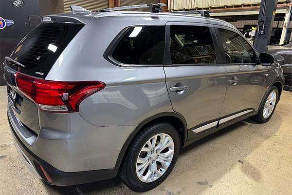 2019 Mitsubishi Outlander ES ZL