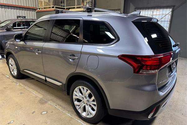2019 Mitsubishi Outlander ES ZL
