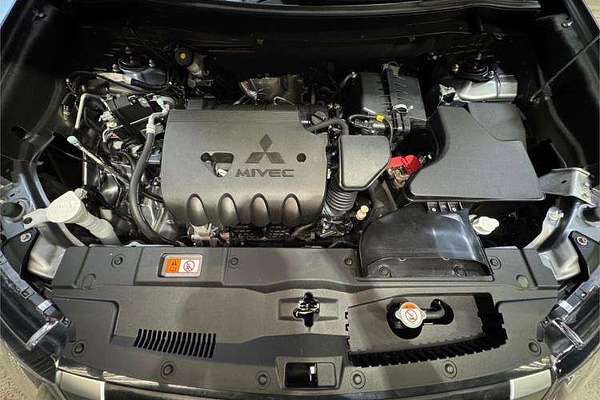 2019 Mitsubishi Outlander ES ZL
