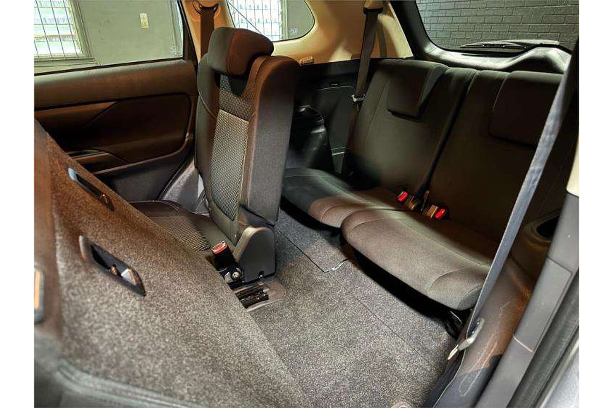2019 Mitsubishi Outlander ES ZL