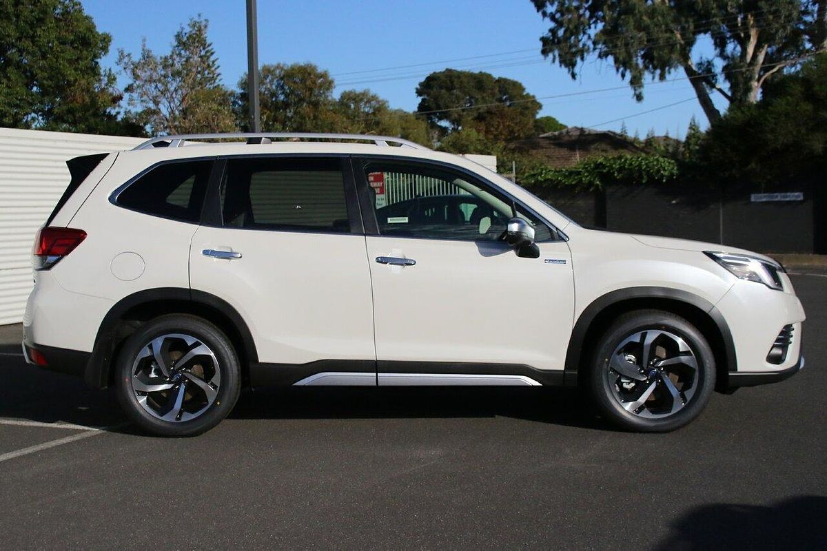 2024 Subaru Forester Hybrid S S5
