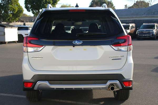 2024 Subaru Forester Hybrid S S5