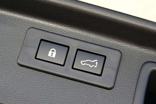 2024 Subaru Forester Hybrid S S5
