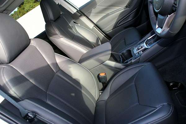 2024 Subaru Forester Hybrid S S5