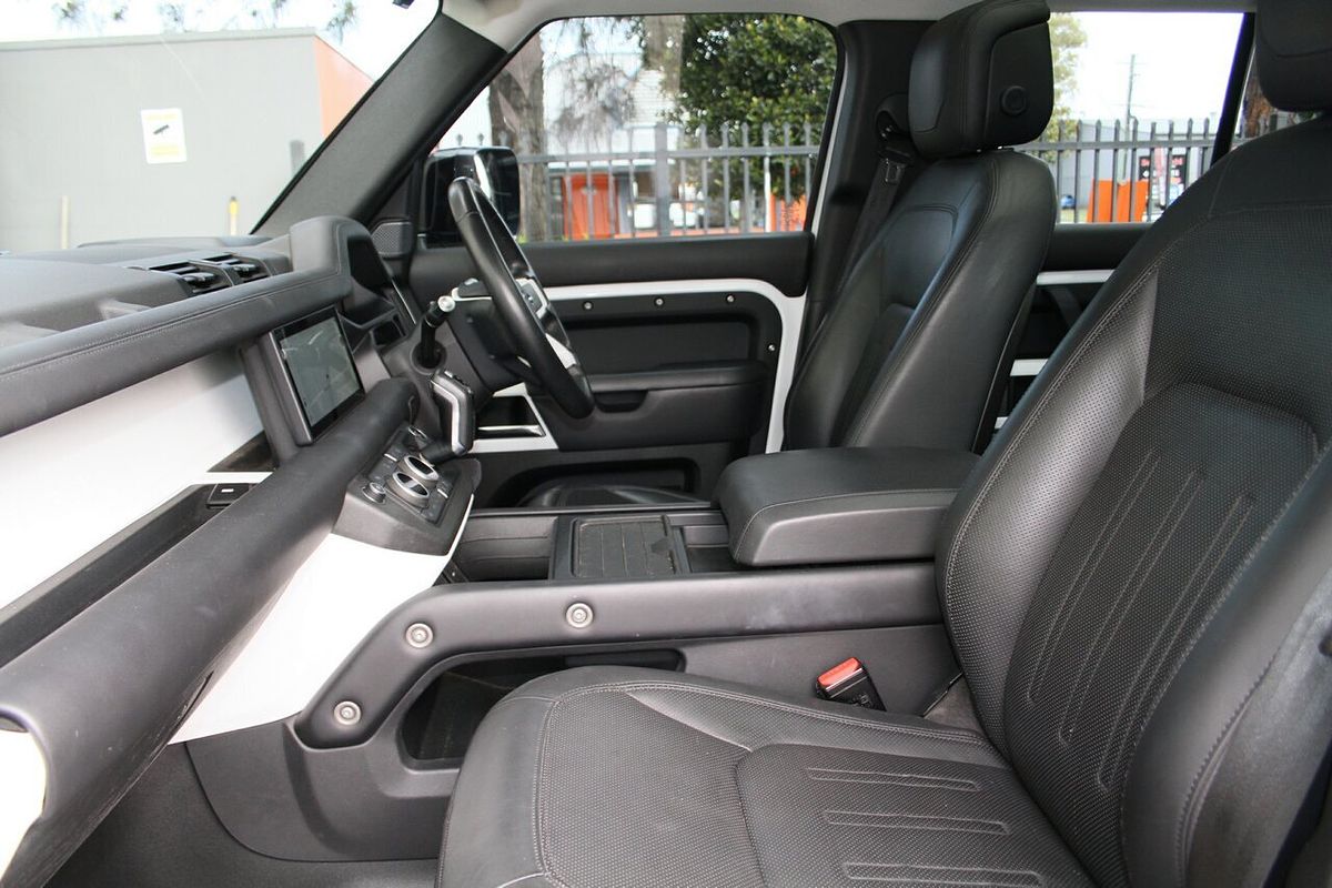 2020 Land Rover Defender 110 P400 HSE L663