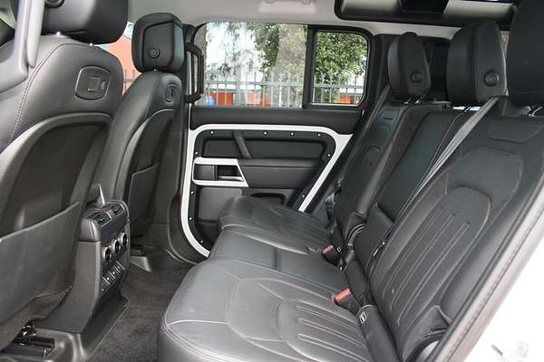 2020 Land Rover Defender 110 P400 HSE L663