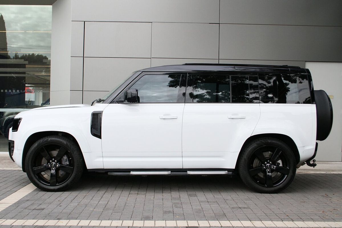2020 Land Rover Defender 110 P400 HSE L663