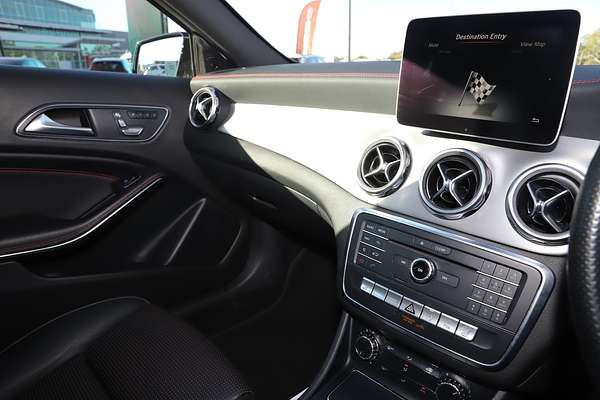 2018 Mercedes-Benz GLA-Class GLA180 X156