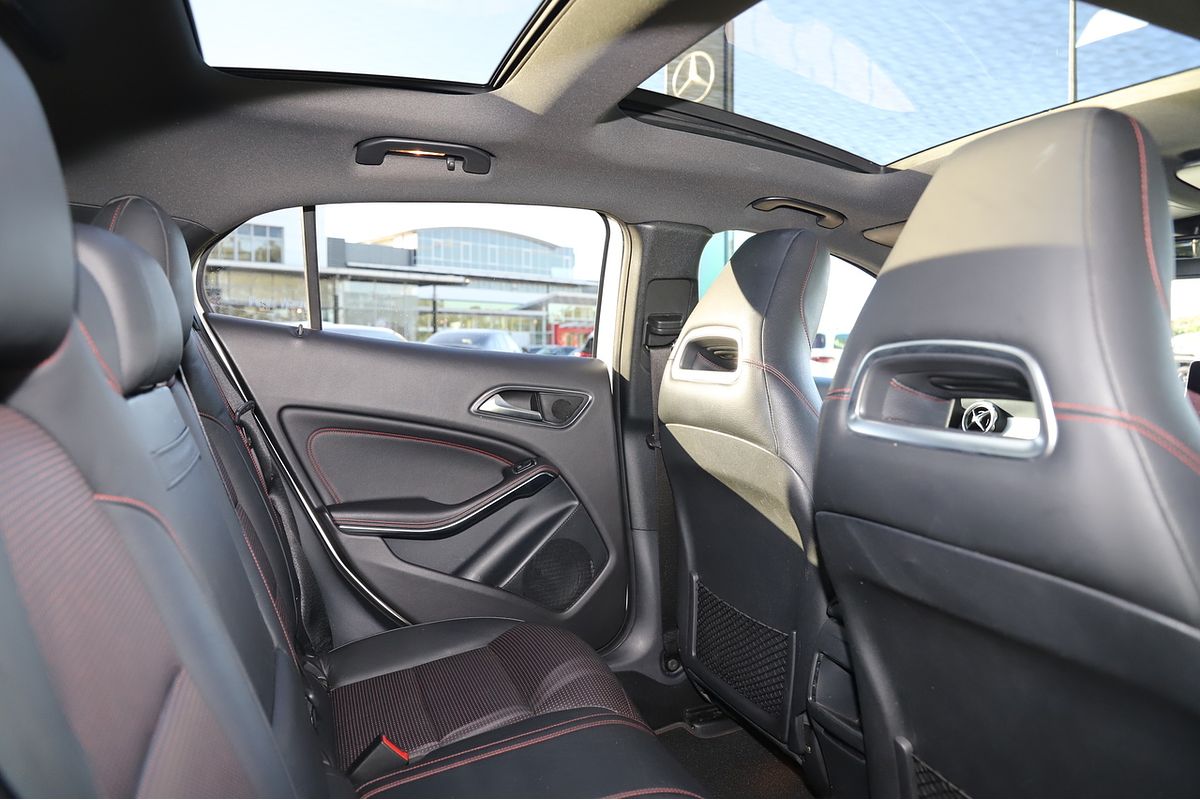 2018 Mercedes-Benz GLA-Class GLA180 X156