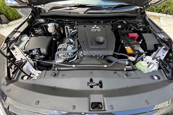 2024 Mitsubishi Pajero Sport GLS QG