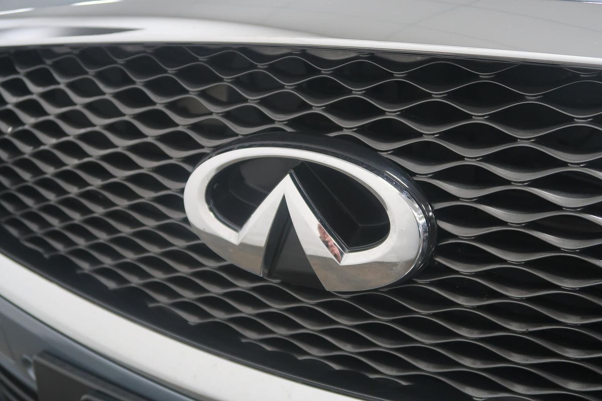 2016 INFINITI Q50 GT V37