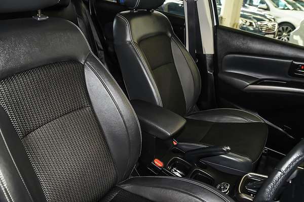 2023 Suzuki S-Cross ALLGRIP Prestige JYB