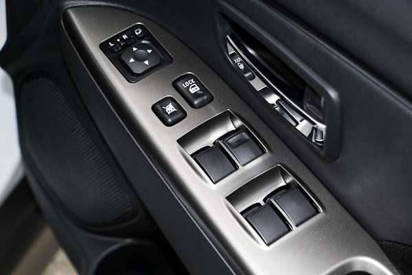 2024 Mitsubishi ASX LS XD