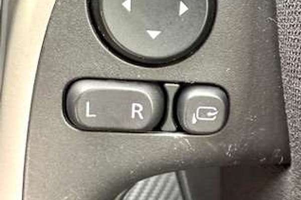 2024 Mitsubishi Eclipse Cross LS YB