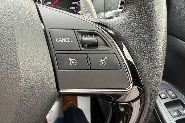 2024 Mitsubishi Eclipse Cross LS YB