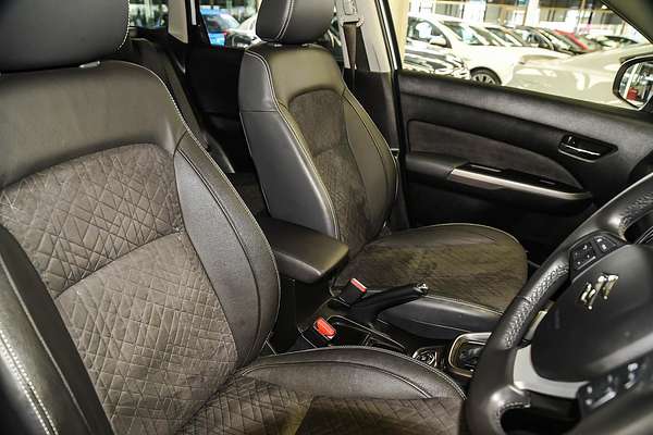 2023 Suzuki Vitara Turbo LY Series II
