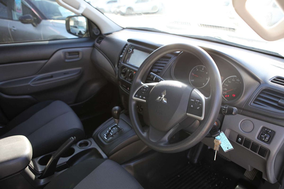 2017 Mitsubishi Triton GLX MQ Rear Wheel Drive