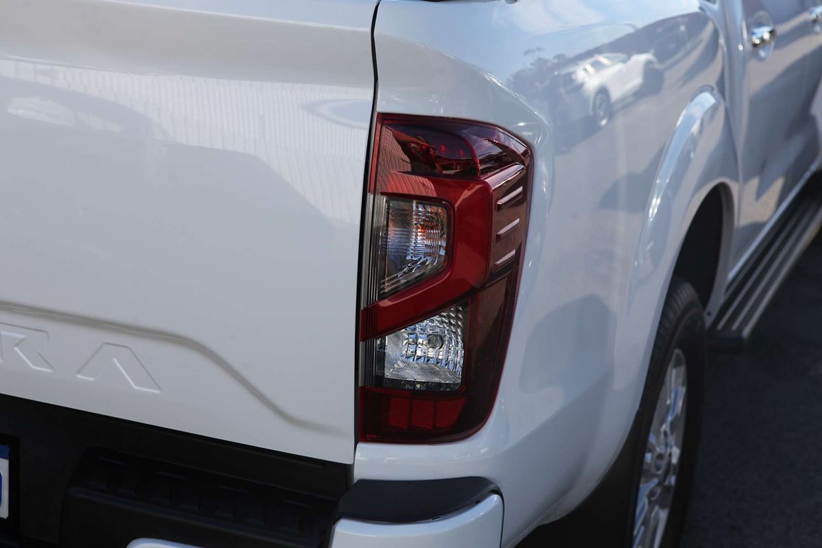 2021 Nissan Navara ST D23 4X4