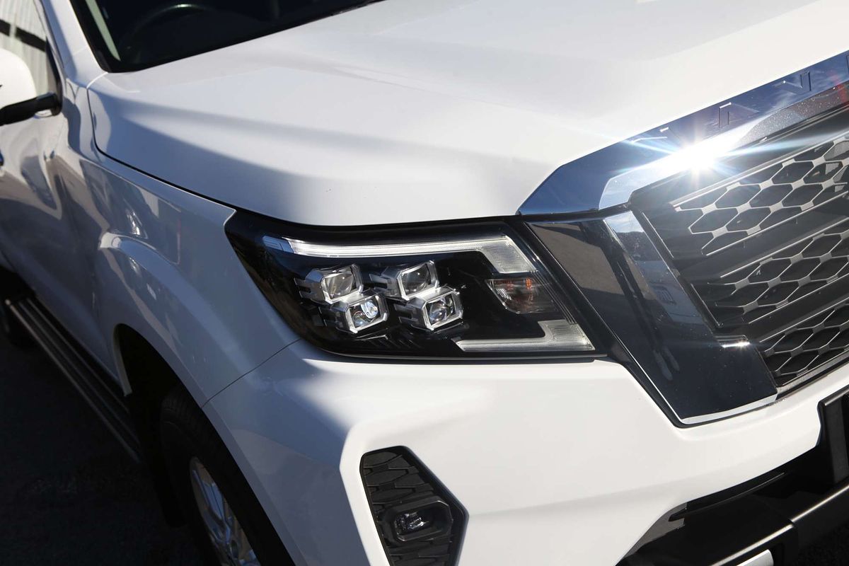 2021 Nissan Navara ST D23 4X4