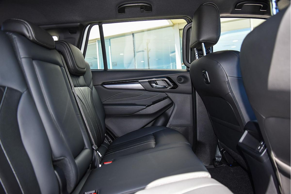 2025 Isuzu MU-X