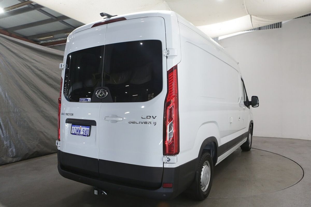 2022 LDV Deliver 9 LWB