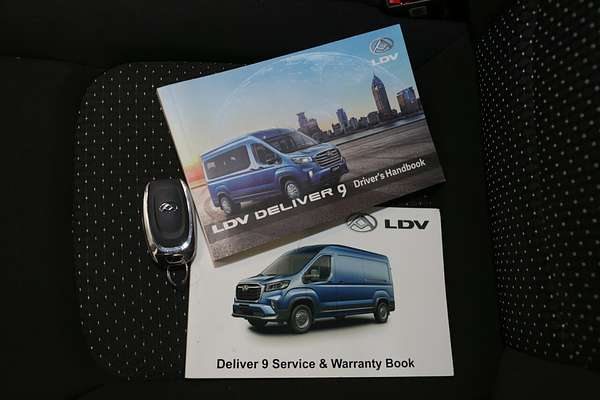 2022 LDV Deliver 9 LWB