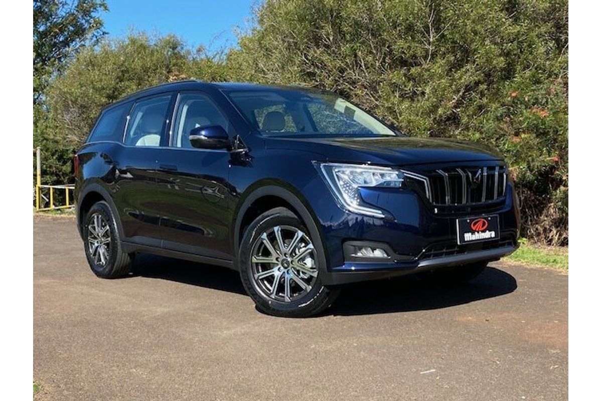 2025 Mahindra XUV700 AX7L MY25
