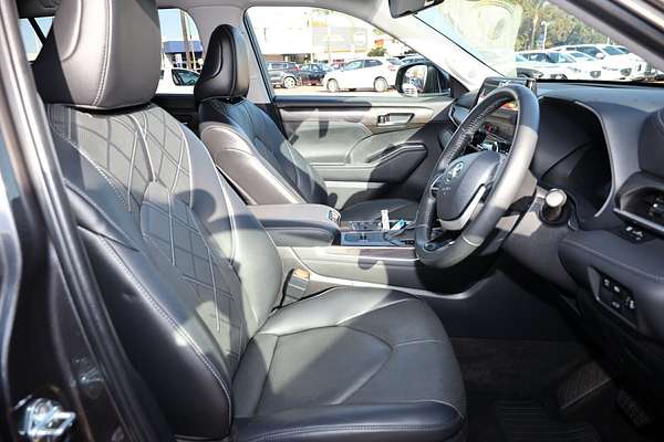 2023 Toyota Kluger Grande AXUH78R