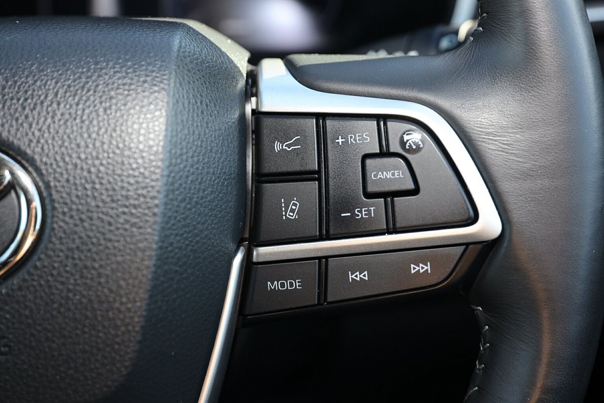 2023 Toyota Kluger Grande AXUH78R