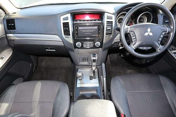 2018 Mitsubishi Pajero GLS NX