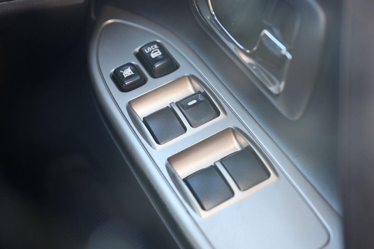 2018 Mitsubishi Pajero GLS NX
