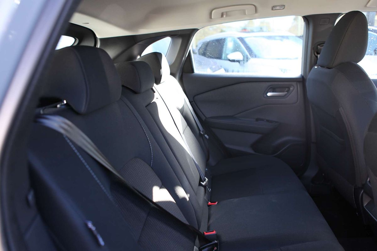 2024 Nissan QASHQAI ST J12