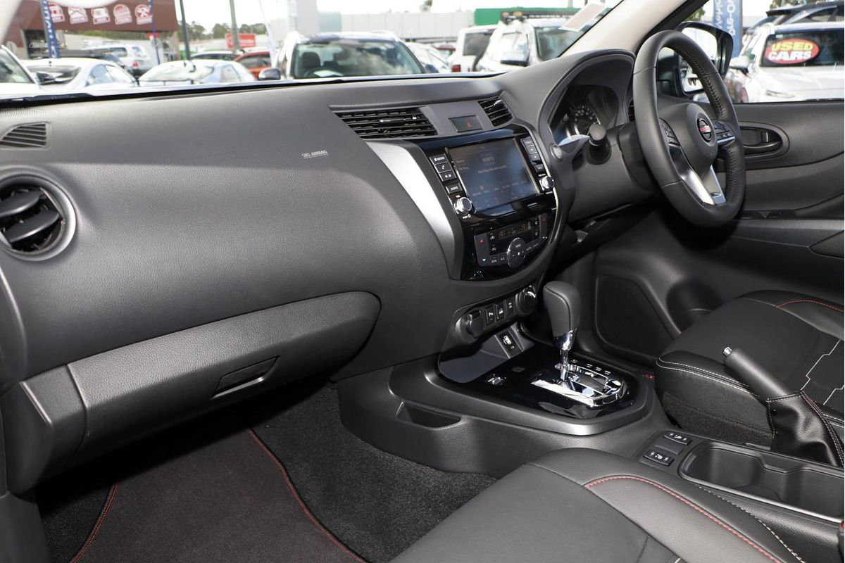 2025 Nissan Navara PRO-4X D23
