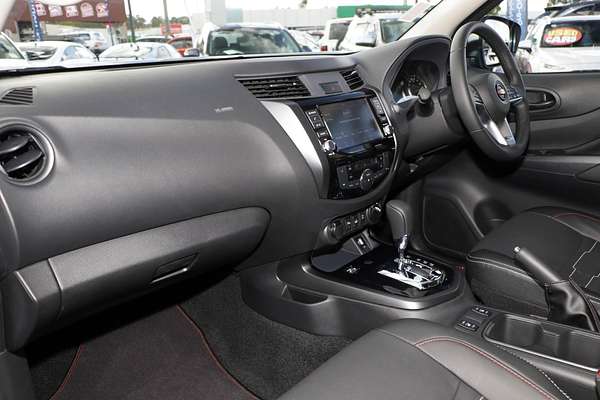2025 Nissan Navara PRO-4X D23