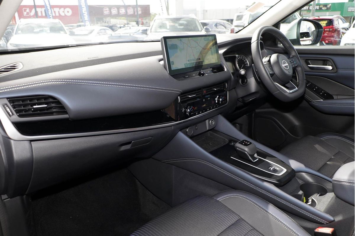 2024 Nissan QASHQAI ST-L J12