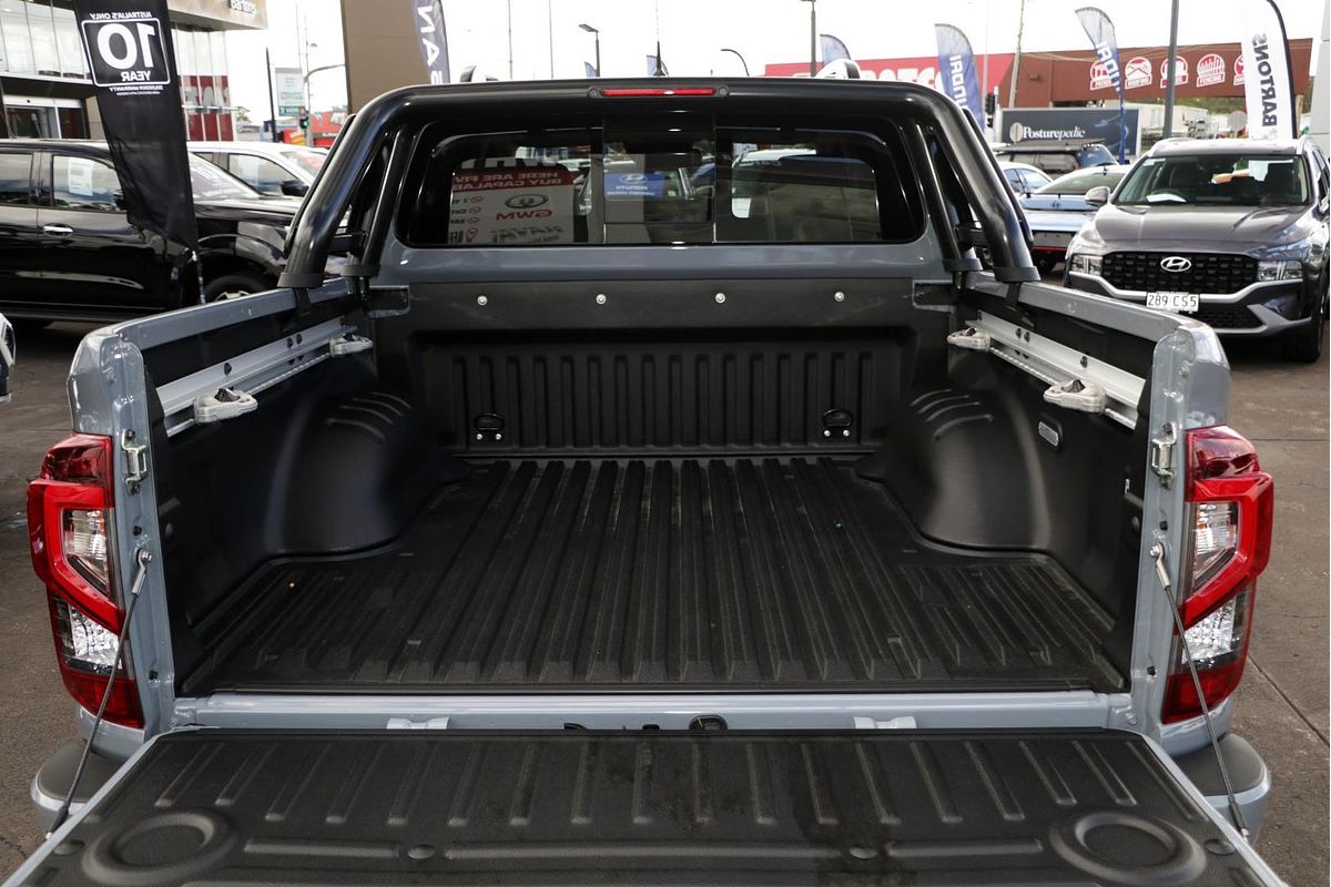 2025 Nissan Navara PRO-4X D23