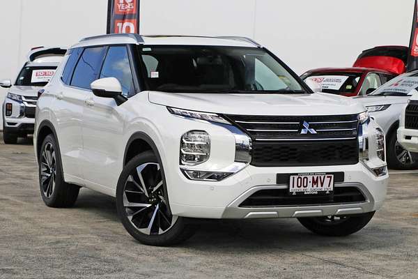 2024 Mitsubishi Outlander Exceed ZM