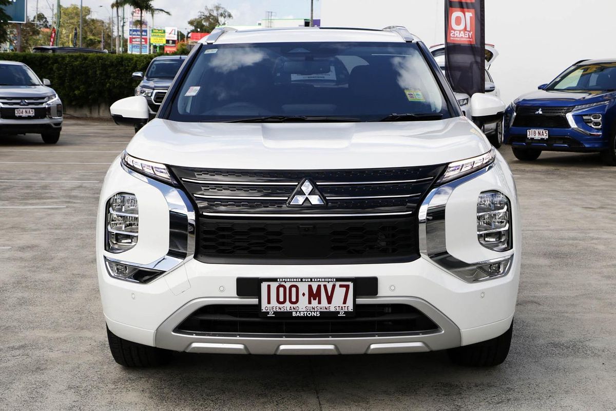 2024 Mitsubishi Outlander Exceed ZM