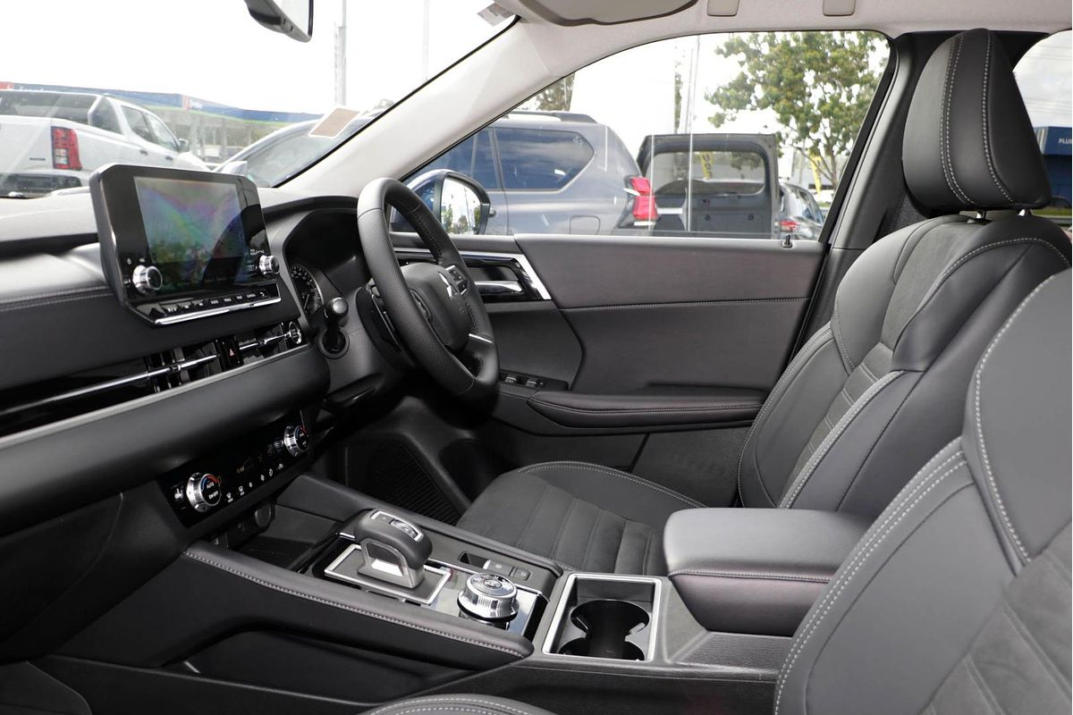 2024 Mitsubishi Outlander Aspire ZM