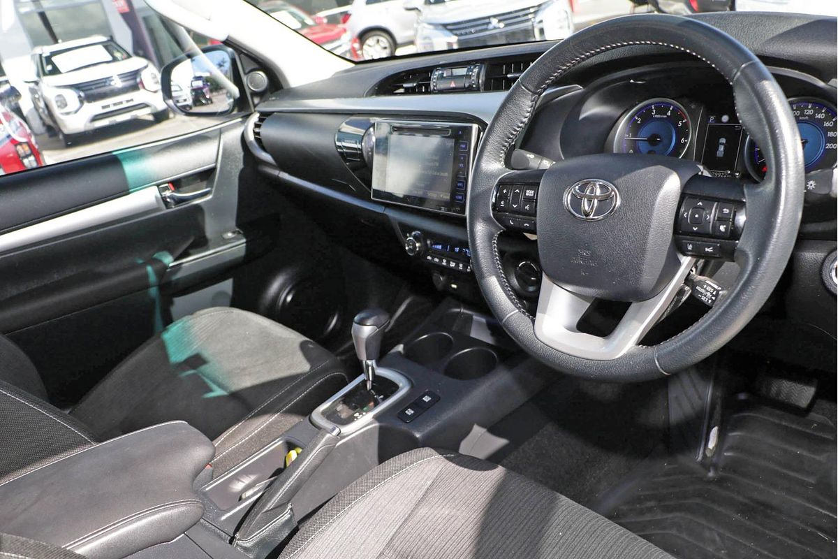 2020 Toyota Hilux SR5 GUN126R 4X4