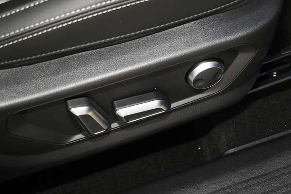 2024 GWM Haval H6 Lux Hybrid B01
