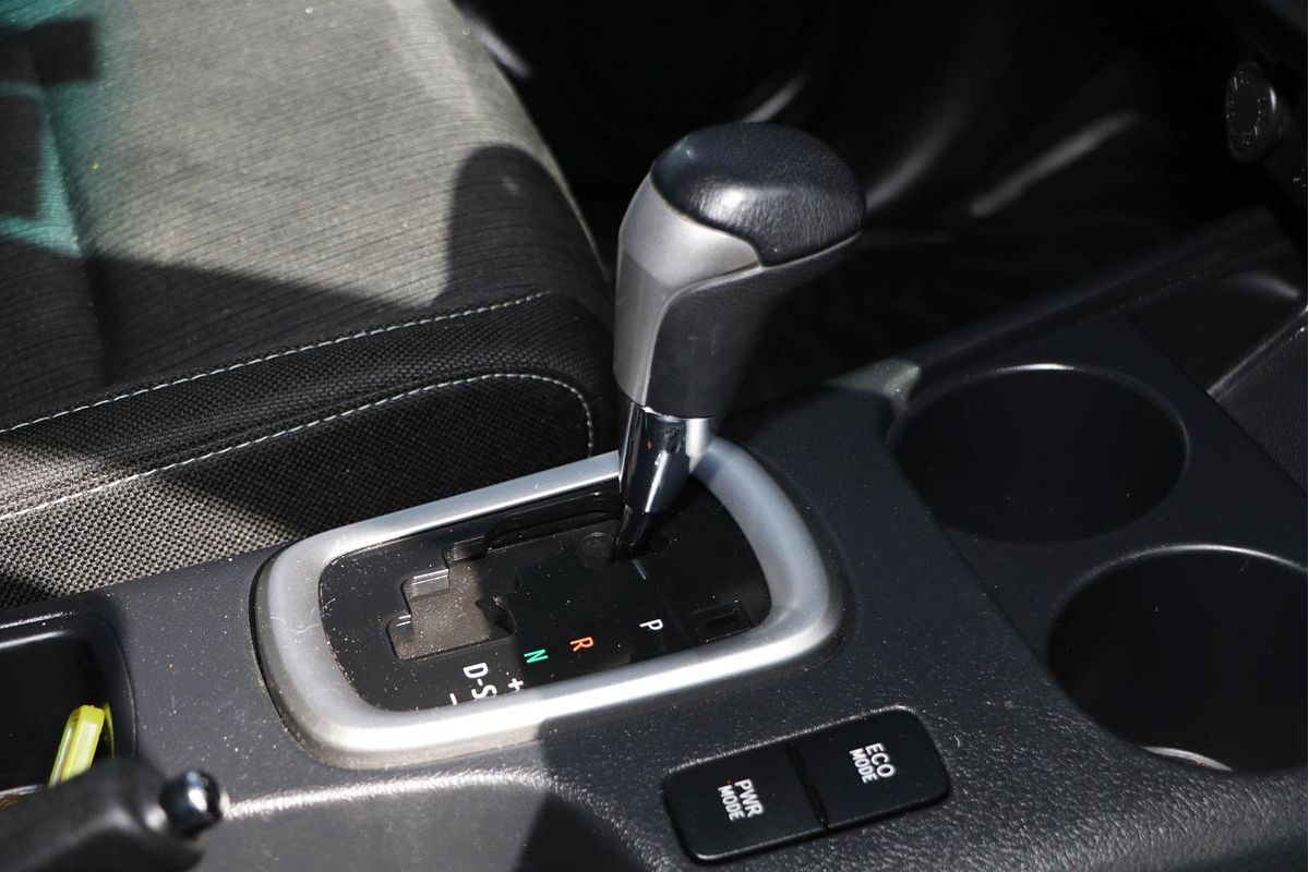 2020 Toyota Hilux SR5 GUN126R 4X4