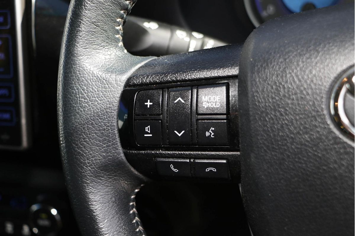 2020 Toyota Hilux SR5 GUN126R 4X4