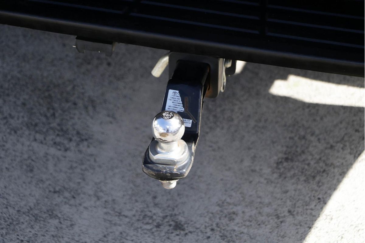 2020 Toyota Hilux SR5 GUN126R 4X4