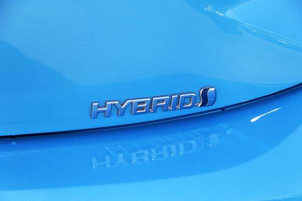 2020 Toyota Corolla Ascent Sport Hybrid ZWE211R