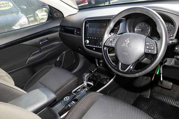 2019 Mitsubishi Outlander ES ADAS ZL
